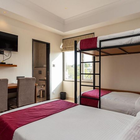 Raghunandan Palace - A Premier Boutique Stay, City Center & 500 Meters From City Railway Station Udaipur Exterior foto